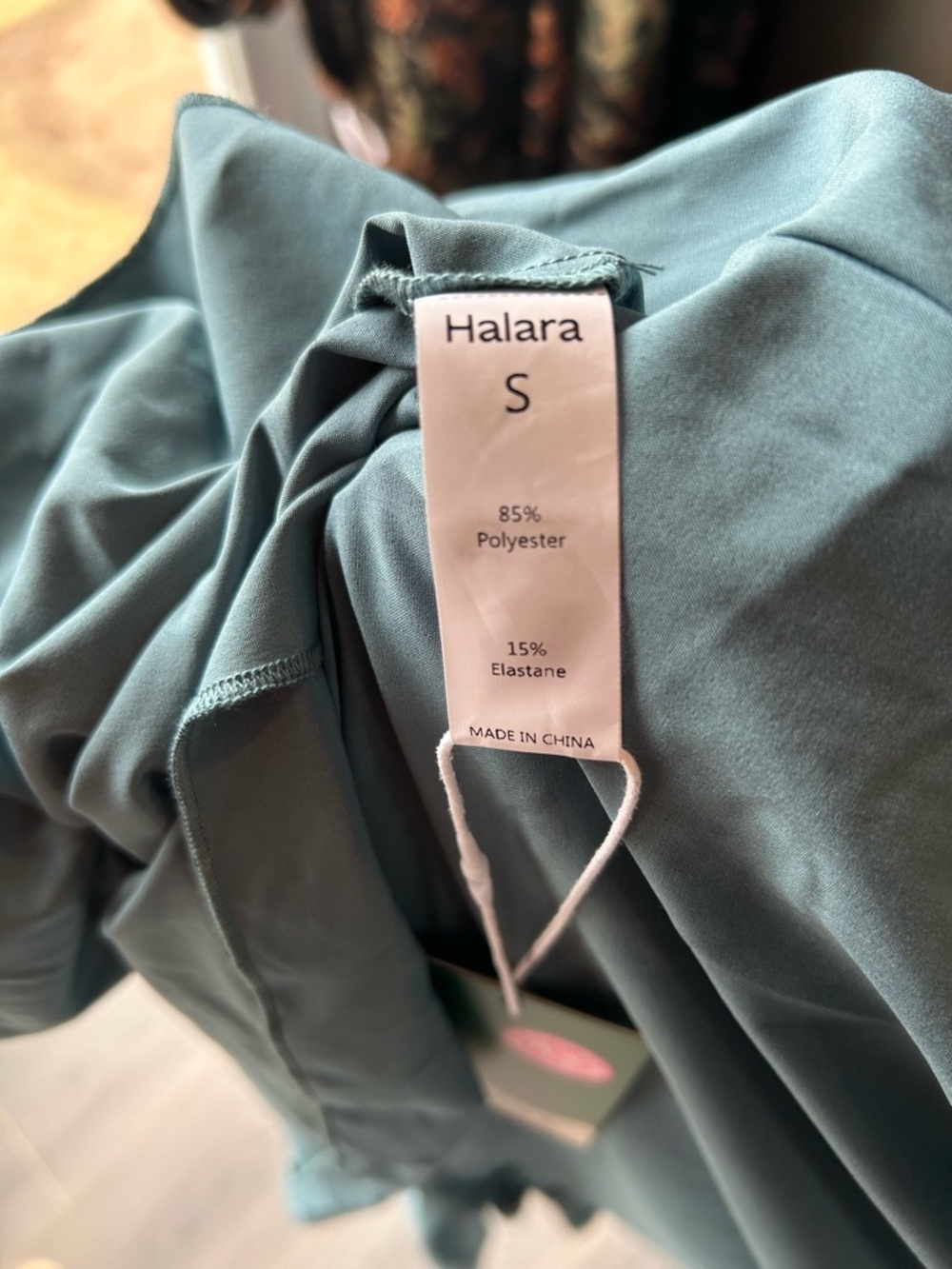 HALARA Breezeful™ Dusty Sage V-Neck Midi Dress - Size S NWT - Picture 7 of 7